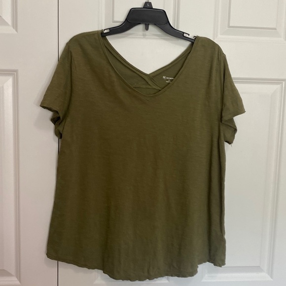 NEW Directions top - Picture 1 of 4